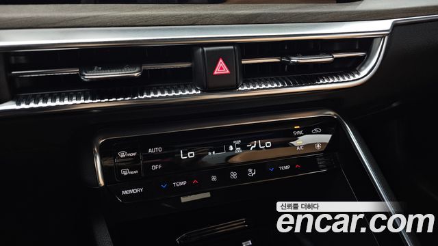 Kia K5 (III) 2.0 Noblesse 2022 — фото 29