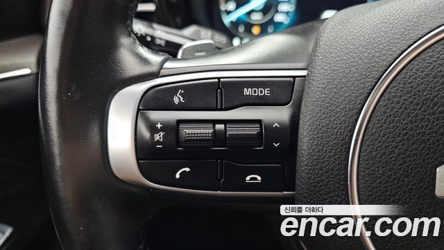 Kia K5 (III) 2.0 Noblesse 2022 — фото 31