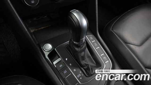 Volkswagen Tiguan (II) 2.0 TDI Premium 2018 — фото 9