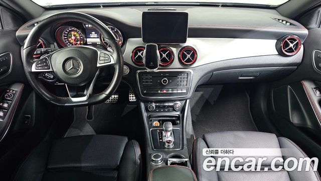 Mercedes-Benz GLA-Class (X156) GLA45 AMG 4MATIC 2016 — фото 7