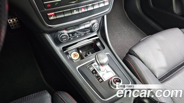 Mercedes-Benz GLA-Class (X156) GLA45 AMG 4MATIC 2016 — фото 9