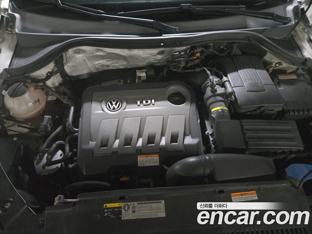 Volkswagen Tiguan 2.0 TDI Comfort 5N 2014 — фото 6