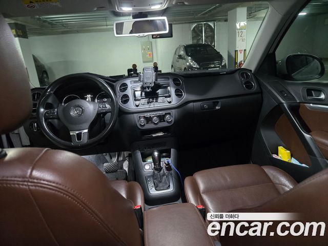 Volkswagen Tiguan 2.0 TDI Comfort 5N 2014 — фото 7