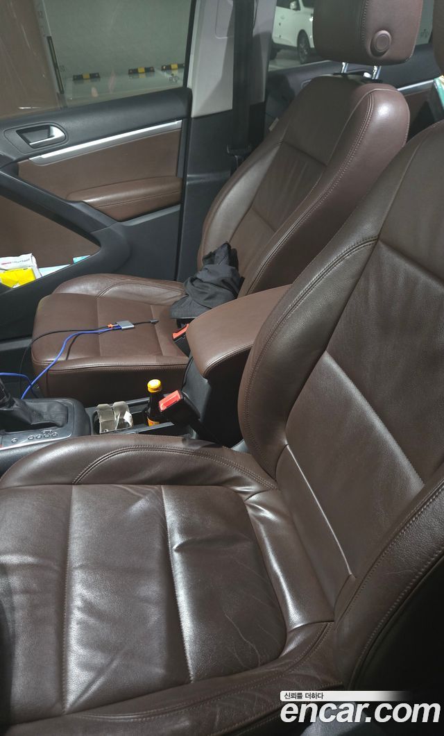 Volkswagen Tiguan 2.0 TDI Comfort 5N 2014 — фото 10