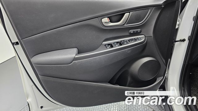 Hyundai Kona 1.6 Turbo 2WD Premium 2020 — фото 24