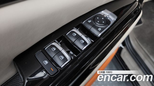 Kia Carnival (IV) Gasoline 9-seater Limousine(Special vehicle) 2023 — фото 37
