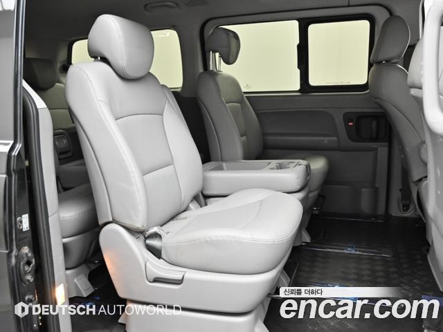 Hyundai Grand Starex Wagon 11-Seater Smart 2019 — фото 16