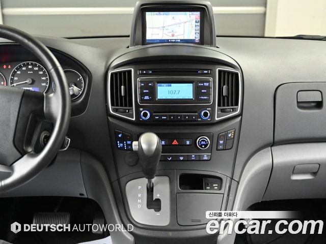 Hyundai Grand Starex Wagon 11-Seater Smart 2019 — фото 18