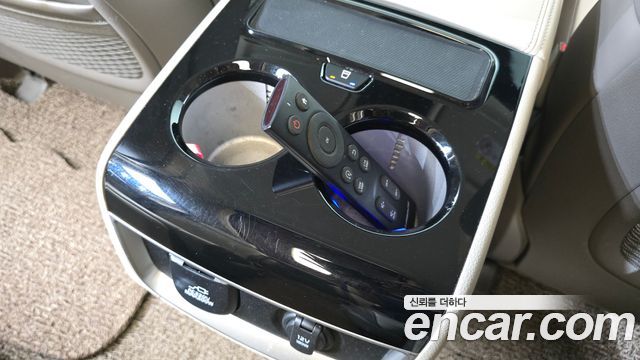 Kia Carnival (IV) Gasoline 7-Seater Hi-Limousine Signature 2021 — фото 12