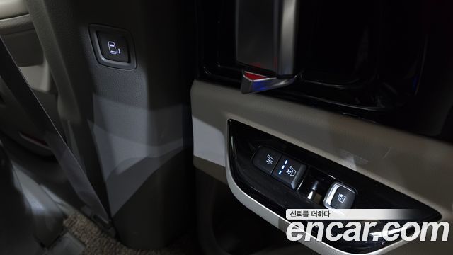 Kia Carnival (IV) Gasoline 7-Seater Hi-Limousine Signature 2021 — фото 28