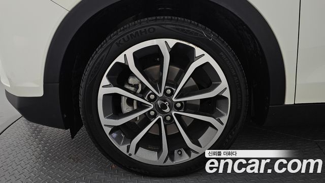 KG Mobility (SsangYong) Tivoli Armor Gear Edition 2WD 2018 — фото 5