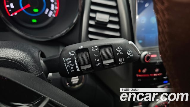 KG Mobility (SsangYong) Tivoli Armor Gear Edition 2WD 2018 — фото 29