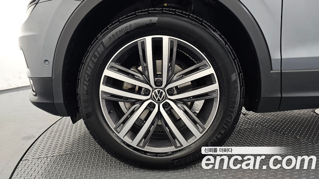 Volkswagen Tiguan Allspace 2.0 TDI Prestige 2020 — фото 5