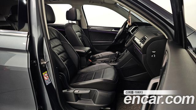 Volkswagen Tiguan Allspace 2.0 TDI Prestige 2020 — фото 11