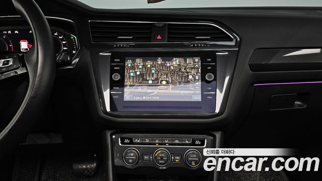 Volkswagen Tiguan Allspace 2.0 TDI Prestige 2020 — фото 14