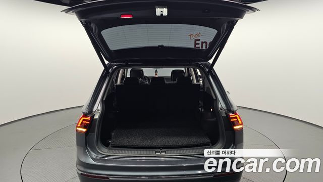 Volkswagen Tiguan Allspace 2.0 TDI Prestige 2020 — фото 20