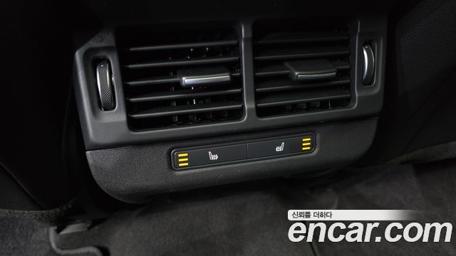 Land Rover Range Rover Evoque (II) P250 R-Dynamic SE 2023 — фото 24