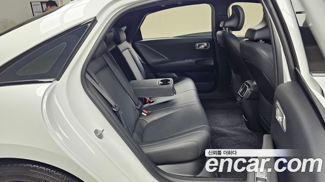 Hyundai Ioniq 6 Long Range Exclusive + 2025 — фото 12