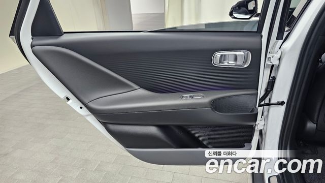 Hyundai Ioniq 6 Long Range Exclusive + 2025 — фото 25