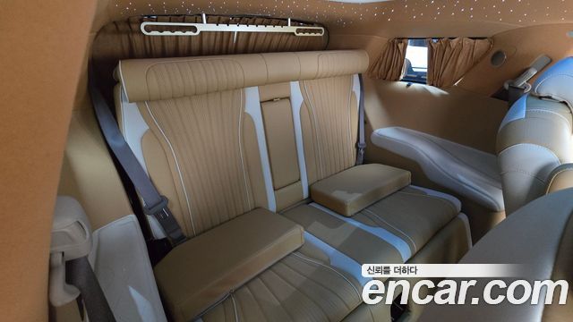 Kia Carnival (IV) Gasoline 9-Seater Hi Limousine (7-seater Limousine(Special vehicle) 2025 — фото 12