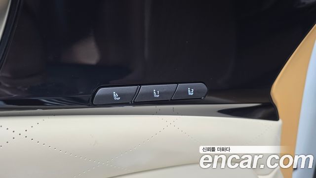 Kia Carnival (IV) Gasoline 9-Seater Hi Limousine (7-seater Limousine(Special vehicle) 2025 — фото 28