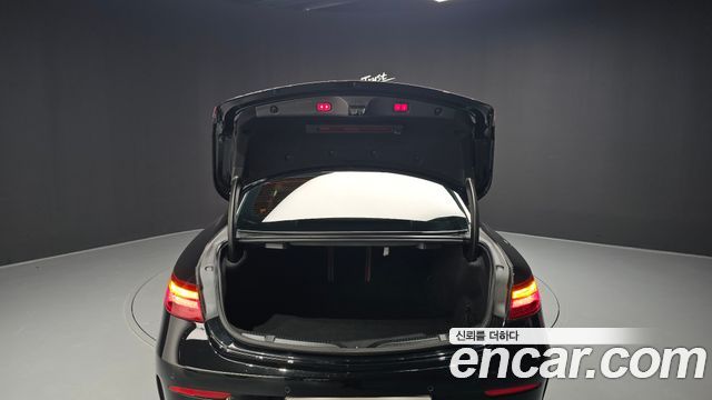 Mercedes-Benz E-Class (W213) E220d Coupe 2019 — фото 35