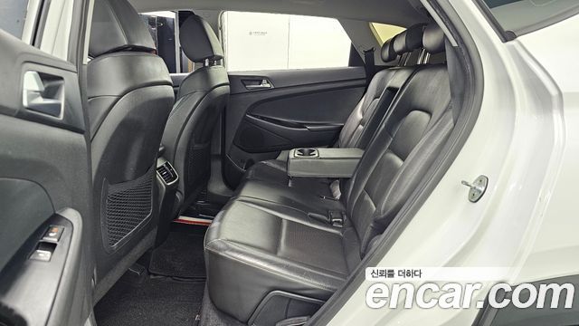 Hyundai Tucson Diesel 2.0 2WD Modern 2019 — фото 15