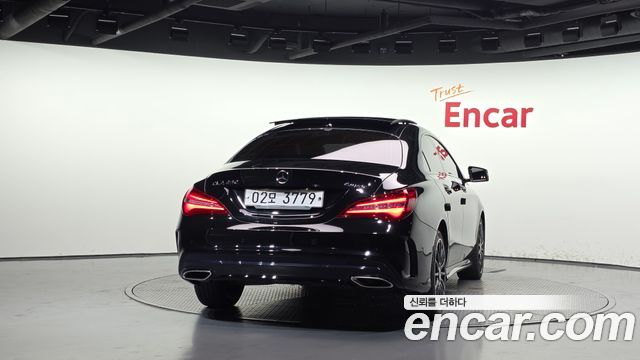 Mercedes-Benz CLA-Class (C117) CLA250 4MATIC AMG Line 2018 — фото 4
