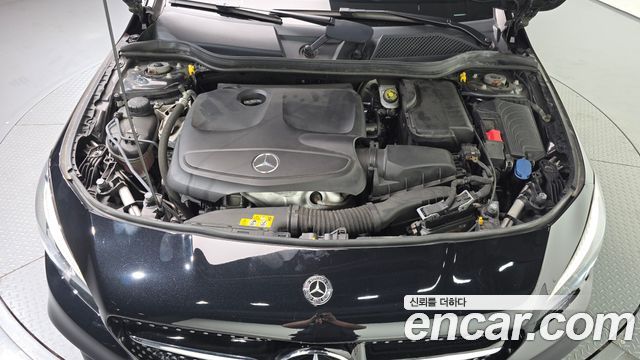Mercedes-Benz CLA-Class (C117) CLA250 4MATIC AMG Line 2018 — фото 6