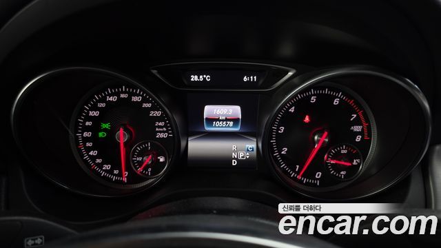 Mercedes-Benz CLA-Class (C117) CLA250 4MATIC AMG Line 2018 — фото 8