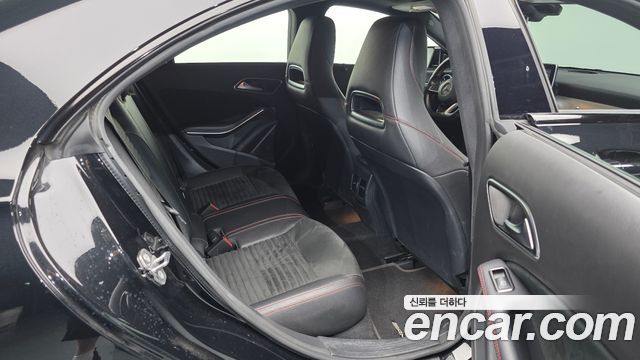 Mercedes-Benz CLA-Class (C117) CLA250 4MATIC AMG Line 2018 — фото 16