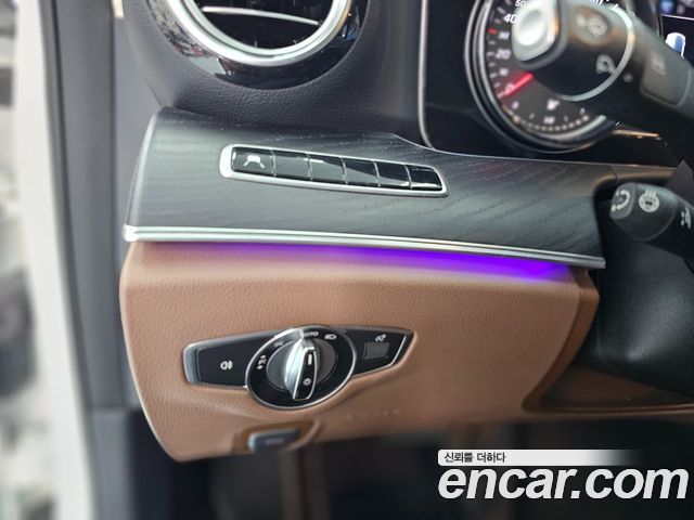 Mercedes-Benz E-Class (W213) E220d Avantgarde 2019 — фото 20