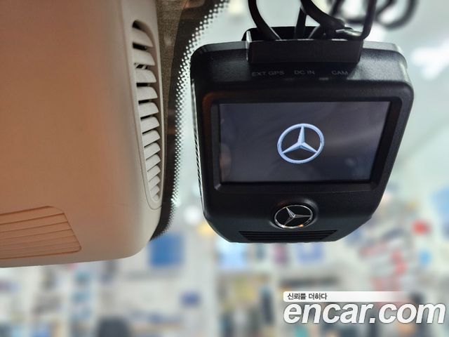Mercedes-Benz E-Class (W213) E220d Avantgarde 2019 — фото 22