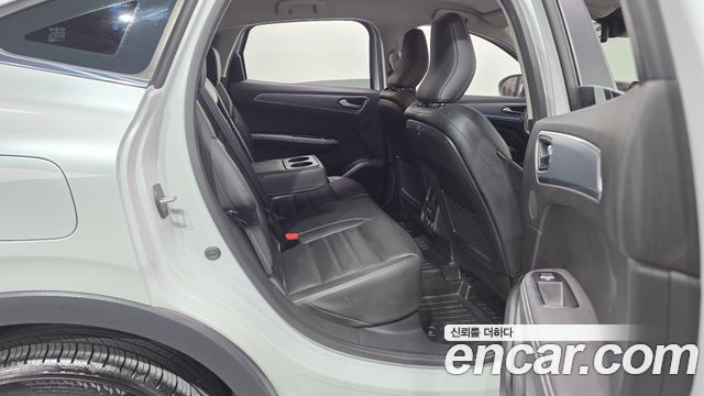 Renault Korea XM3 1.3 TCe RE Signature 2022 — фото 11