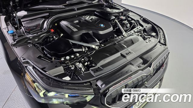 BMW 5 Series (G60) 520i Special Edition 2025 — фото 6