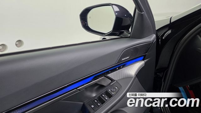 BMW 5 Series (G60) 520i Special Edition 2025 — фото 36