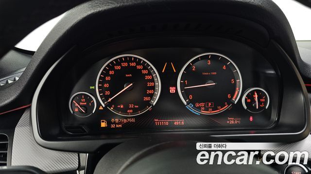 BMW X5 (F15) xDrive M50d 2014 — фото 8