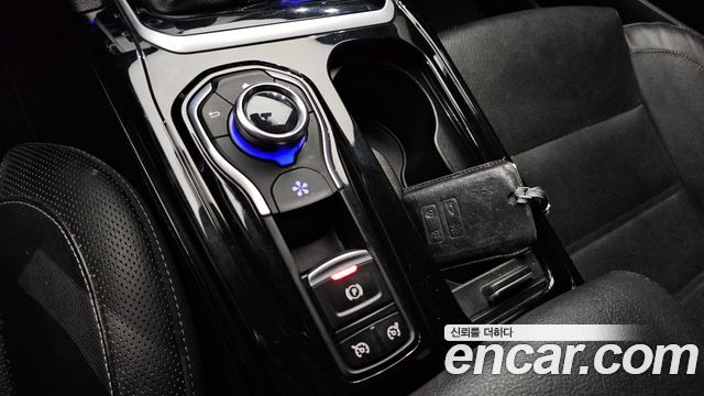 Renault Korea SM6 2.0 GDe LE 2017 — фото 18
