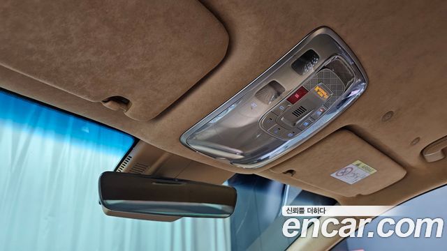 Genesis G90 (RS4) Gasoline 3.5 Turbo AWD 2023 — фото 17