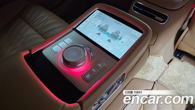 Genesis G90 (RS4) Gasoline 3.5 Turbo AWD 2023 — фото 31
