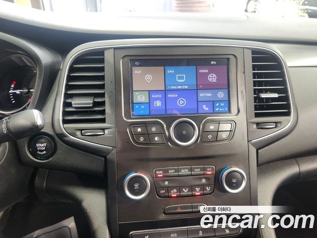 Renault Korea SM6 2.0 GDe SE 2016 — фото 15