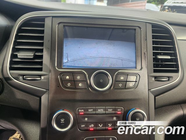 Renault Korea SM6 2.0 GDe SE 2016 — фото 19