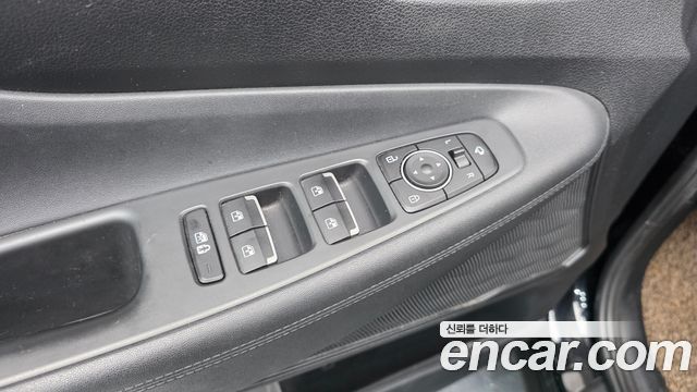 Hyundai Santa Fe Diesel 2.2 2WD Prestige 2021 — фото 20