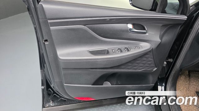 Hyundai Santa Fe Diesel 2.2 2WD Prestige 2021 — фото 24