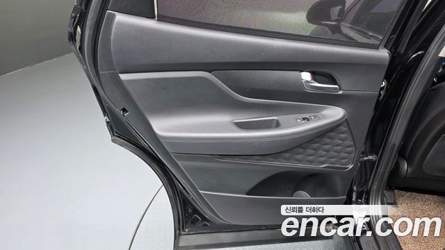 Hyundai Santa Fe Diesel 2.2 2WD Prestige 2021 — фото 25