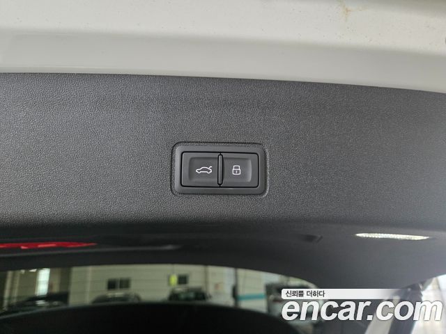 Audi Q3 (FJ) TFSI Quattro S Line 2026 — фото 17