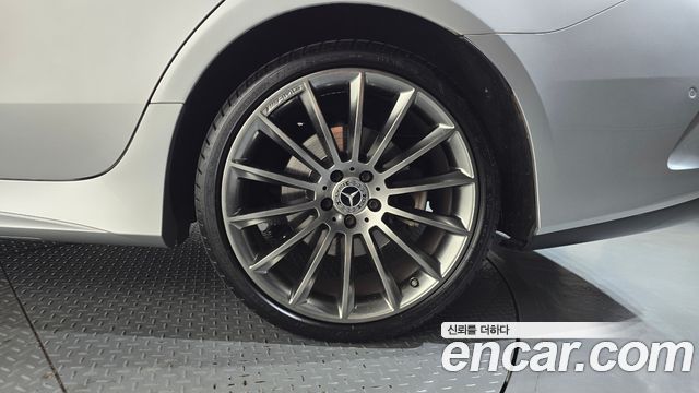 Mercedes-Benz CLS-Class (C257) CLS400d 4MATIC AMG Line 2019 — фото 21