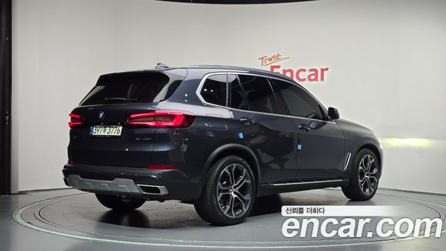 BMW X5 (G05) xDrive 40i xLine 2021 — фото 2