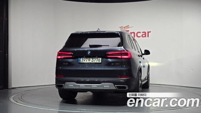 BMW X5 (G05) xDrive 40i xLine 2021 — фото 4