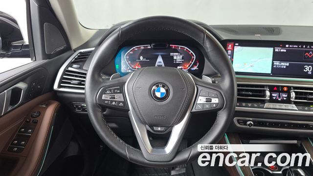 BMW X5 (G05) xDrive 40i xLine 2021 — фото 13
